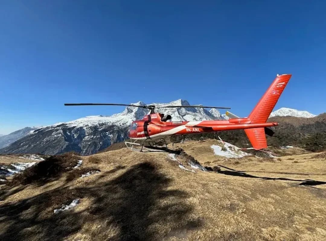 エベレスト・ヘリコプターツアー 